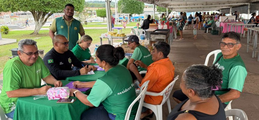 A Agência de Desenvolvimento Sustentável do Amazonas (ADS) está dando continuidade ao recadastramento de feirantes na região metropolitana de Manaus. Iniciada em novembro de 2024, a ação itinerante ganhou novo impulso nesta semana, abrangendo novamente os municípios de Rio Preto da Eva e Manacapuru, além de alcançar Presidente Figueiredo e Novo Airão. As cidades possuem edições das Feiras de Produtos Regionais e, ao todo, 126 feirantes foram recadastrados.